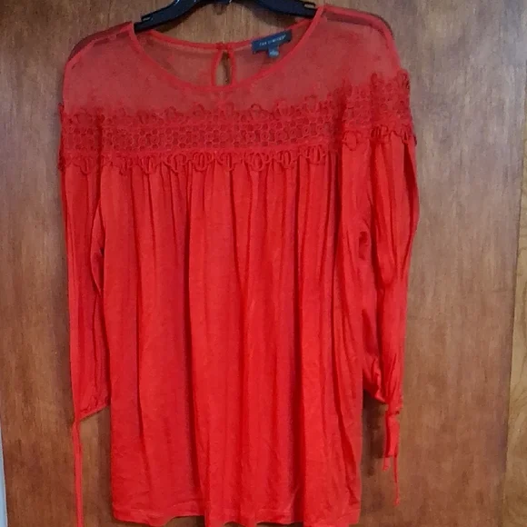 The Limited Scarlet Lace Detail Blouse - Picture 1 of 9